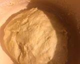 Foto langkah ke 2 dari resep Pizza homemade enak.