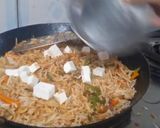 A picture of step 6 of Leftover fried rice.