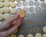Foto del paso 5 de la receta: Alfajorcitos de maicena