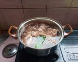 Foto langkah ke 1 dari resep Creamy miso ramen with mie gomak.