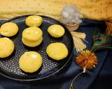A picture of step 5 of Kesari milk peda.