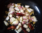 A picture of step 1 of Cream Kanda Curry.