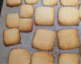 Foto del paso 6 de la receta: Galletas cubiertas con chocolate para mis compañeros 🤓😎