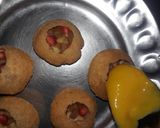 A picture of step 3 of Aamras Golgappe.