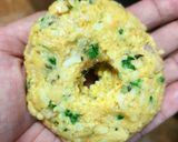 वरण भाताचे मेदूवडे (Varan Bhatache Meduvade Recipe In Marathi) रेसिपी स्टेप 6 फोटो 