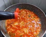 Foto langkah ke 3 dari resep Kimchi Jjigae Rumahan.