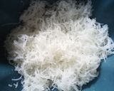Foto langkah ke 1 dari resep Pizza Bihun Teflon Simple.