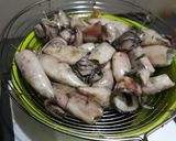 Foto langkah ke 1 dari resep Tumis Cumi Asin.