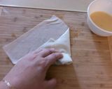 A picture of step 9 of Ruby 's Spring Rolls.