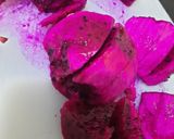 Foto langkah ke 1 dari resep Buah naga smoothie.