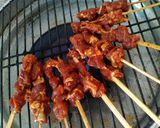 Foto langkah ke 6 dari resep Sate sapi rembige (satemanis).