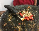Foto langkah ke 2 dari resep Ayam gepuk sambel mede bu dotz 😜.