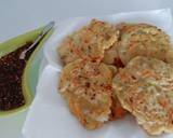 Vegan friendly bakwan sayur (vegetable pancakes) recipe step 5 photo