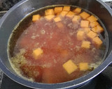 Foto del paso 3 de la receta: Guisantes frescos con verduras y huevo