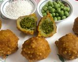 A picture of step 20 of Aloo Matar Sabudana Vada.