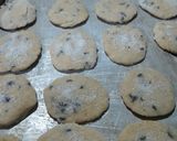 Foto del paso 5 de la receta: Galletitas de garbanzos con chips!