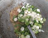 Foto langkah ke 2 dari resep Sup Ayam favorit Keluarga.