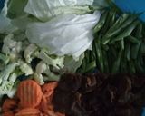 Foto langkah ke 1 dari resep Tumis sayur ceria.