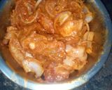A picture of step 27 of Kulcha and bhuna chicken masala.