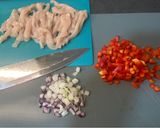 Foto del paso 3 de la receta: Rollitos de hojas de col rellenas de pollo y verduras