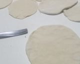 Foto del paso 1 de la receta: Empanadas de merluza en lata
