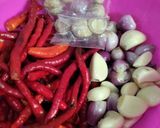 Foto langkah ke 1 dari resep *Bumbu Dasar Merah*.