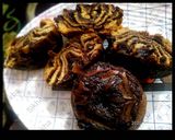 A picture of step 3 of Marble cup cakes.