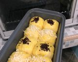 Foto langkah ke 6 dari resep Roti Sobek.