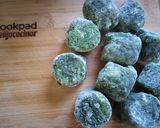 Foto del paso 1 de la receta: Bocaditos de espinaca y lechuga