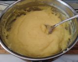 Foto del passaggio 2 della ricetta Crostata morbida alle fragole