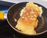 Foto del paso 4 de la receta: Tortilla francesa con jamón de York y rulo de cabra