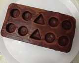 Foto del paso 2 de la receta: Bombones rellenos navideños 🎄