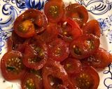 A picture of step 4 of Best tomato salad - vegan.