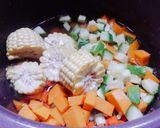 Foto del paso 4 de la receta: Sopa de verduras para mi dieta 🌽🍵