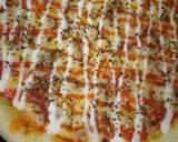 Foto langkah ke 8 dari resep Pizza Teflon, Ulen 3 menit Awet Empuk.