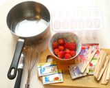 Foto langkah ke 1 dari resep Jelly Lychee Strawberry DEBM.