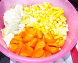 Foto langkah ke 1 dari resep Oseng2 jagung manis.