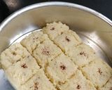 डेसिकेटेड खोबरा वडी (desiccated khobra wadi recipe in marathi) रेसिपी स्टेप 3 फोटो 