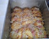 Foto langkah ke 4 dari resep Roti Abon Sosis Keju.