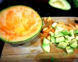 Foto del paso 3 de la receta Ensalada de quinoa integral y arroz con melón - veggie