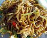 Foto langkah ke 5 dari resep Mie goreng jawa sederhana.