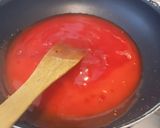 A picture of step 4 of Karachi Halwa/jelly halwa.