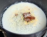 A picture of step 1 of Chicken Massaman Curry.