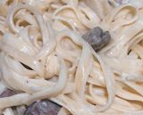 Foto langkah ke 8 dari resep Creamy Fettuccine or Spaghetti Carbonara.
