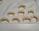 Une image de l'étape 5 de Croissants chèvre, pesto, jambon de parme.