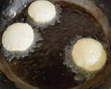 A picture of step 3 of Kurkuray Dahi Puri 😋😋.