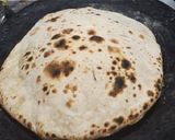A picture of step 5 of Tandoori Roti.