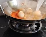 Foto langkah ke 4 dari resep Sambal Goreng Kentang Ebi.