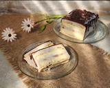 Foto del paso 22 de la receta: 🍌Torta helada / Postre banana split - con dulce de leche y mantequilla de maní bañado en chocolate🍌