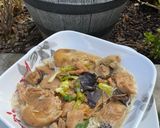 A picture of step 3 of Bun Mang Gio Heo (Vietnamese Pork Hock and Bamboo Shoot Noodle Soup).
